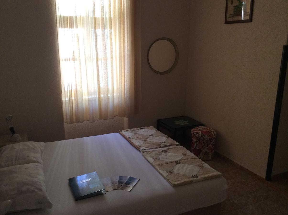 Apartments Simo Petrovac Extérieur photo