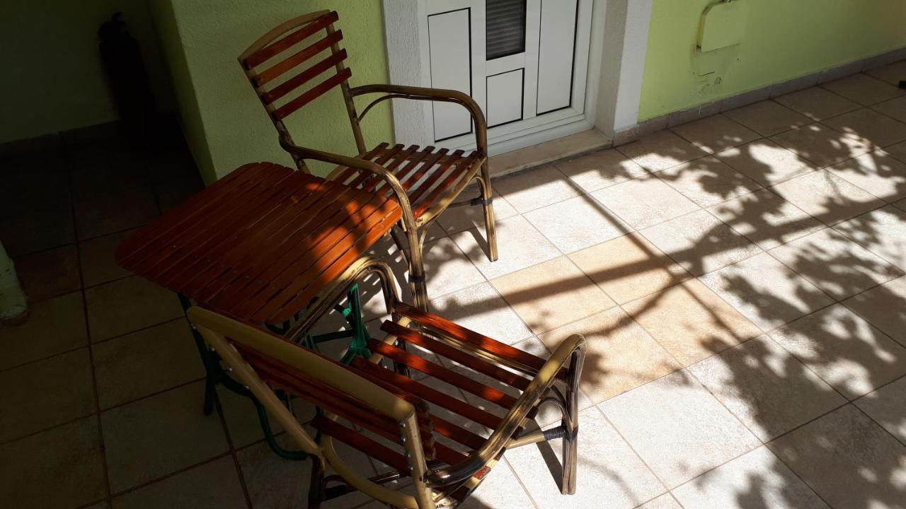 Apartments Simo Petrovac Extérieur photo